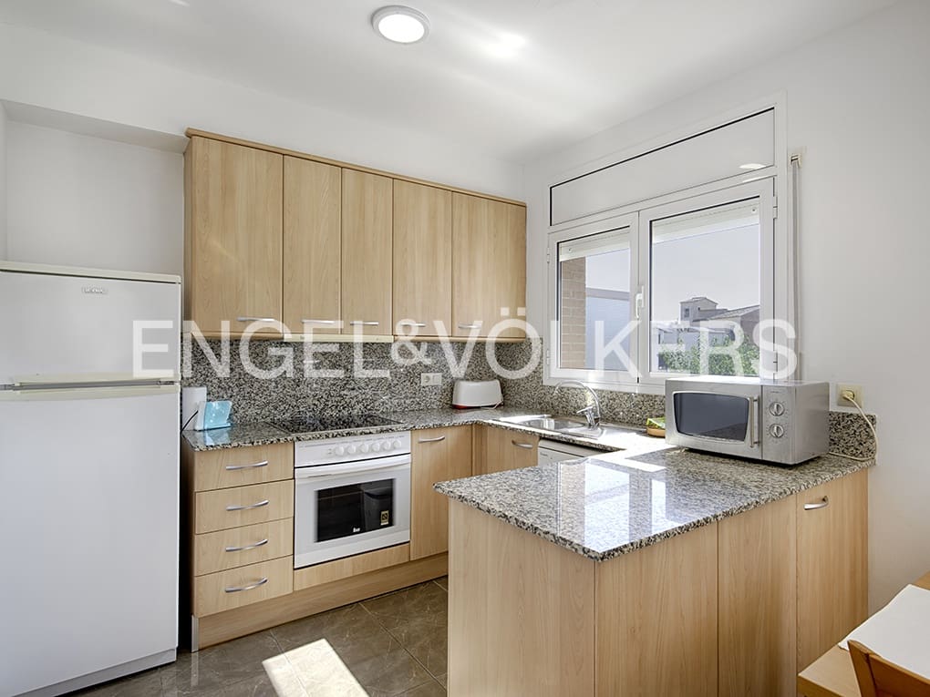 4 soveværelse Finca/Landehus til salg i Empuriabrava med garage - € 1.200.000 (Ref: 9005764)