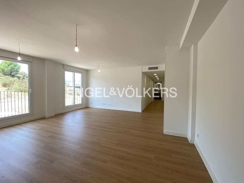 3 sypialnia Apartament na sprzedaż w Llanca z garażem - 251 000 € (Ref: 9005766)