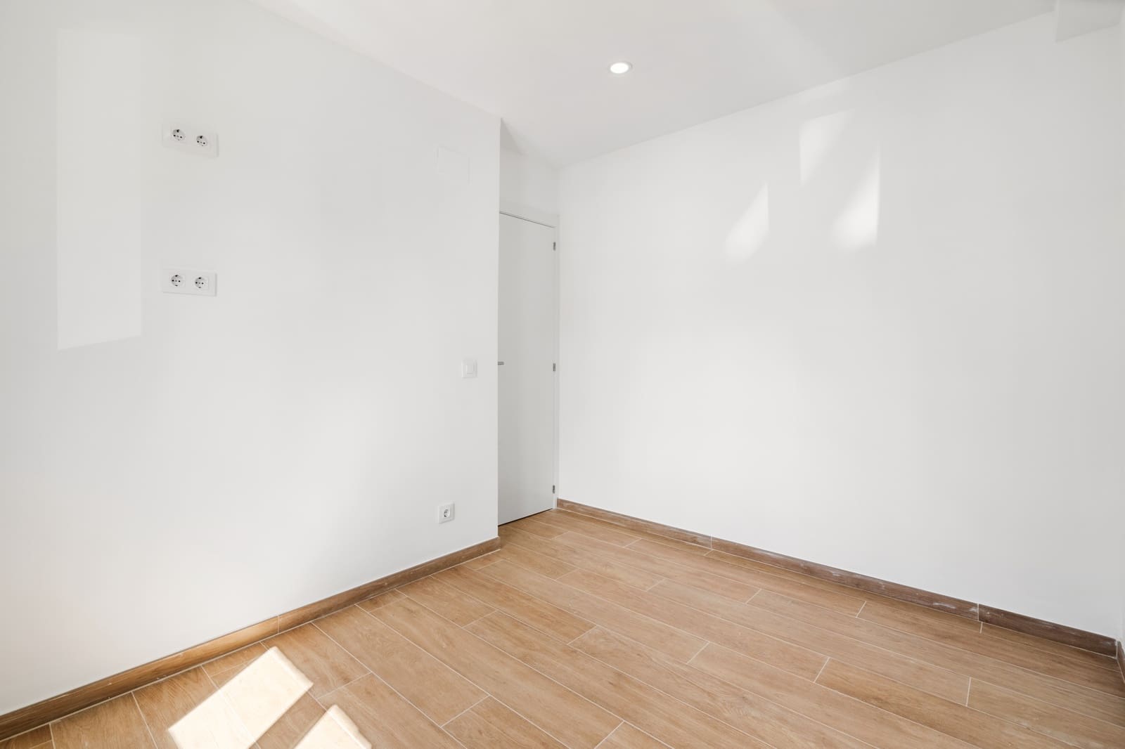 3 makuuhuone Rivitalo myytävänä paikassa Empuriabrava mukana 
autotalli - 639 000 € (Ref: 9005767)