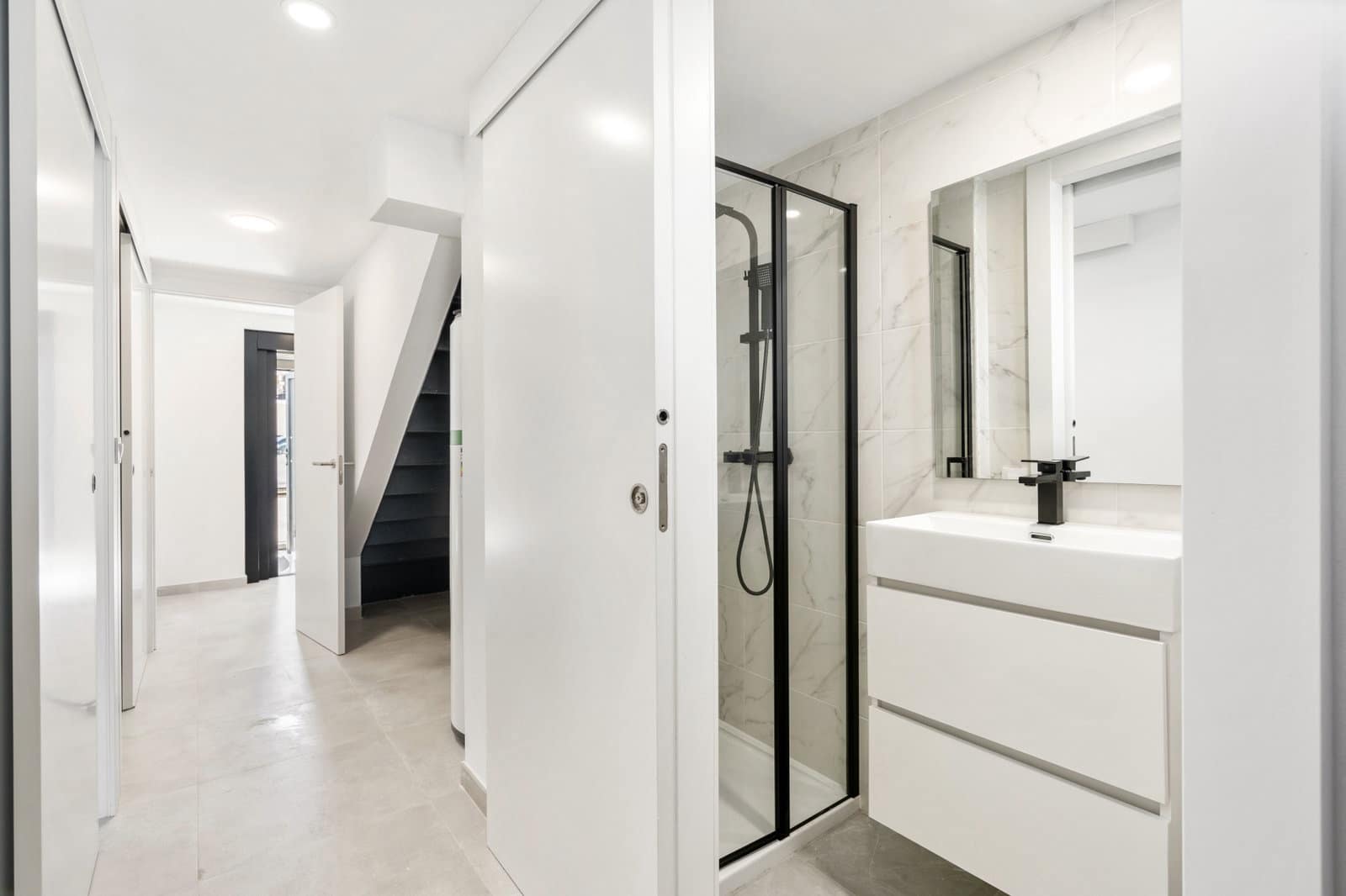 3 sovrum Radhus till salu i Empuriabrava med garage - 599 000 € (Ref: 9005767)