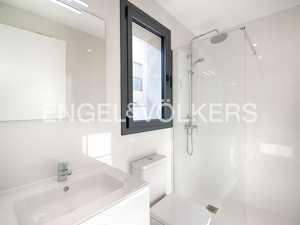 2 soveværelse Rækkehus til salg i Empuriabrava med garage - € 299.000 (Ref: 9005771)