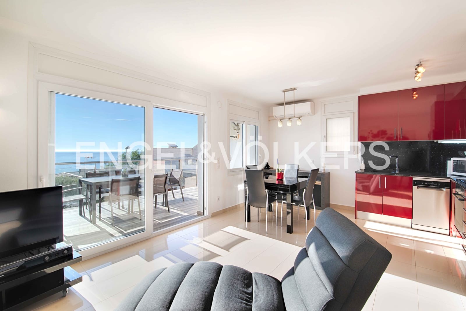 2 soveværelse Lejlighed til salg i Roses med garage - € 395.000 (Ref: 9005772)