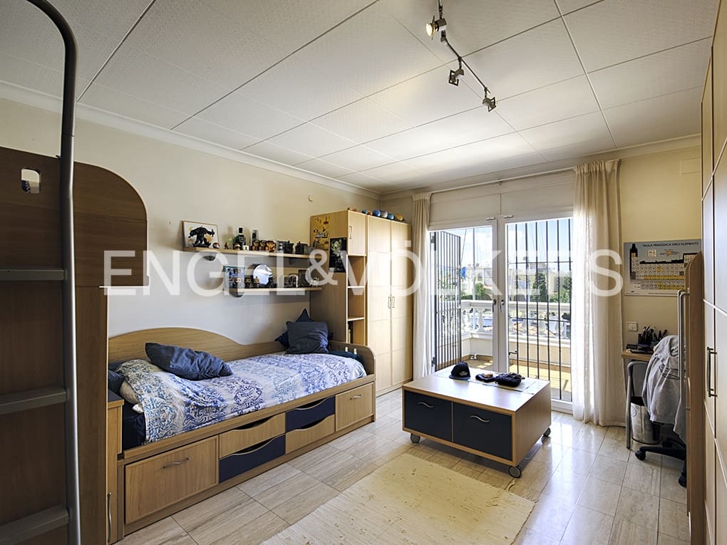 5 soveværelse Villa til salg i Empuriabrava med swimmingpool garage - € 2.250.000 (Ref: 9005774)