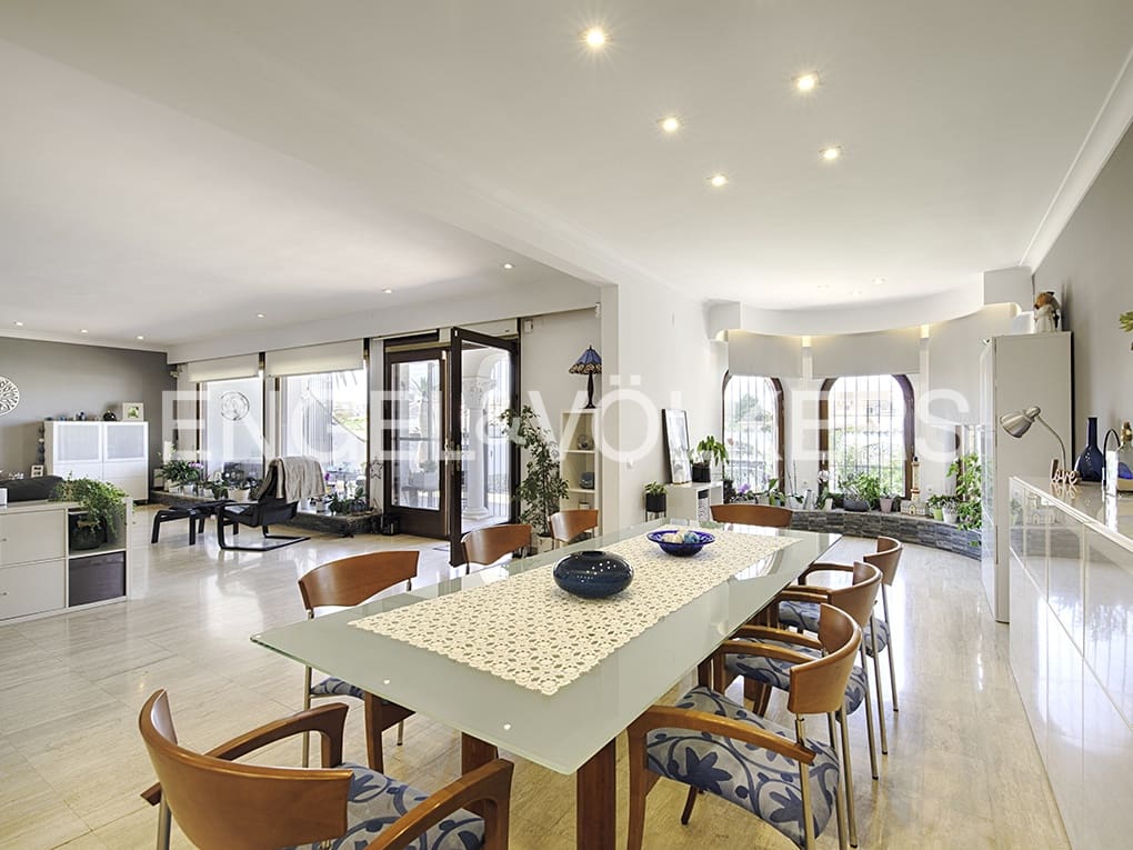 5 soveværelse Villa til salg i Empuriabrava med swimmingpool garage - € 2.250.000 (Ref: 9005774)