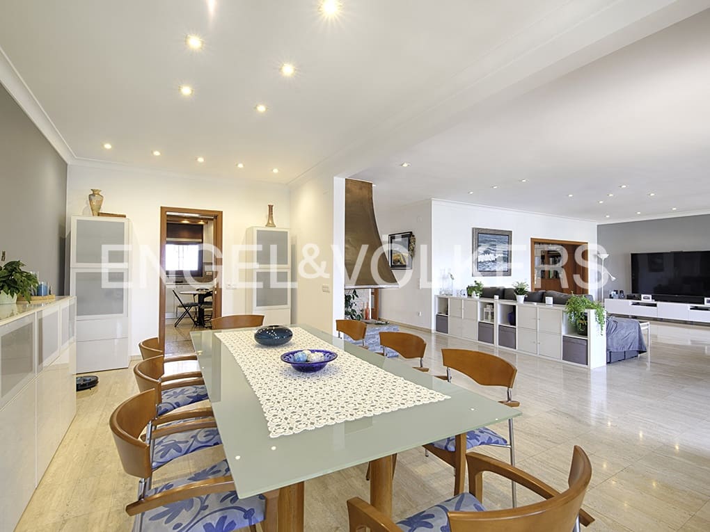 5 soveværelse Villa til salg i Empuriabrava med swimmingpool garage - € 2.250.000 (Ref: 9005774)