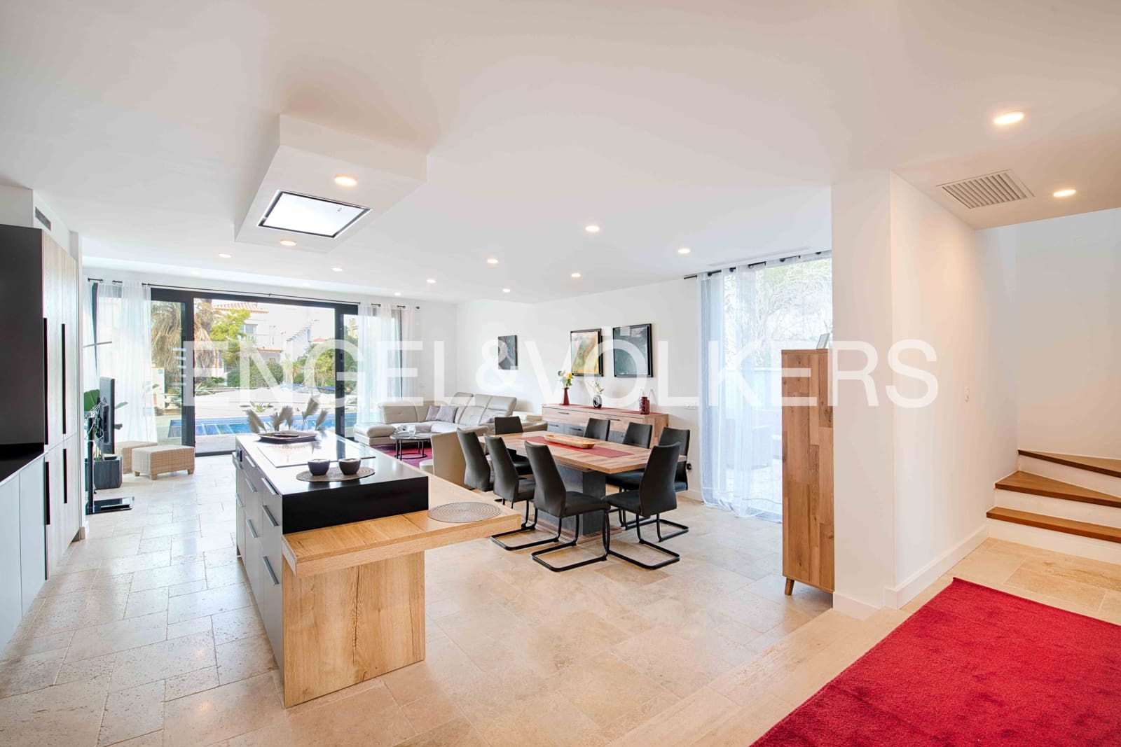 4 makuuhuone Huvila myytävänä paikassa Empuriabrava mukana uima-altaan 
autotalli - 1 300 000 € (Ref: 9005776)