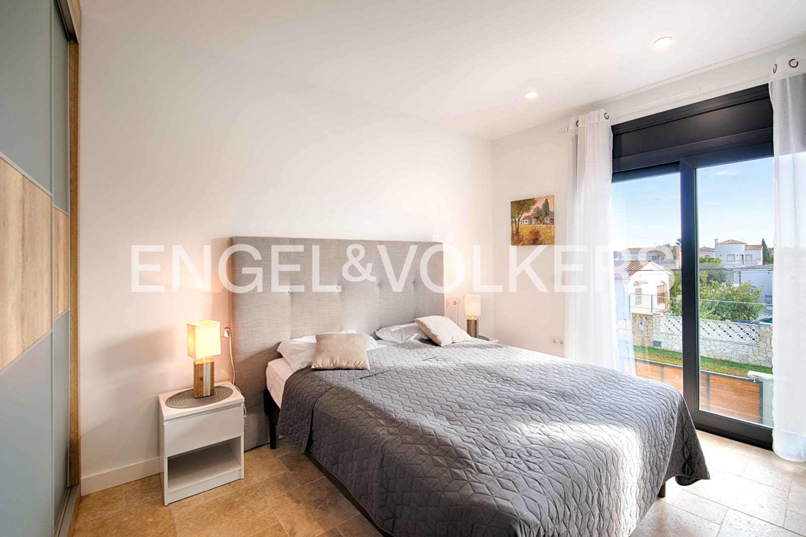 4 makuuhuone Huvila myytävänä paikassa Empuriabrava mukana uima-altaan 
autotalli - 1 300 000 € (Ref: 9005776)