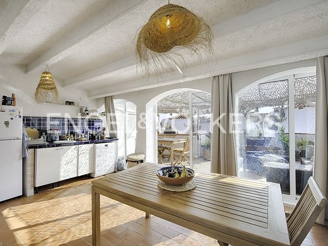 3 soverom Rekkehus til salgs i Empuriabrava, Castelló d'Empúries med garasje - € 375 000 (Ref: 9005779)