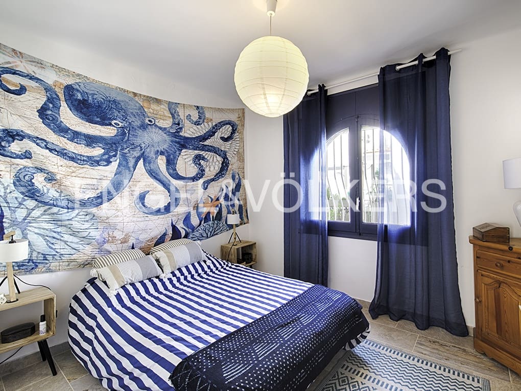 3 soveværelse Rækkehus til salg i Empuriabrava med garage - € 375.000 (Ref: 9005779)