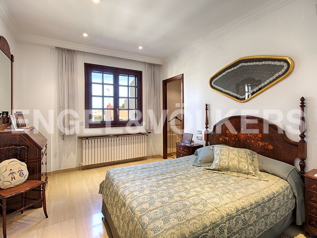 3 soveværelse Rækkehus til salg i Figueres med swimmingpool garage - € 1.200.000 (Ref: 9005783)