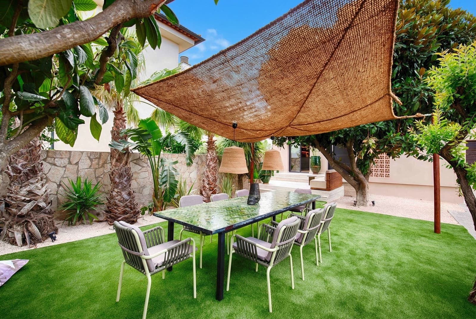 4 soverom Villa til salgs i Empuriabrava med svømmebasseng garasje - € 1 450 000 (Ref: 9005785)