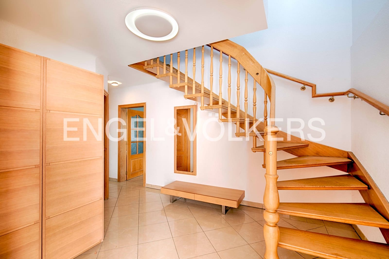 4 soveværelse Villa til salg i Empuriabrava med swimmingpool garage - € 670.000 (Ref: 9005787)