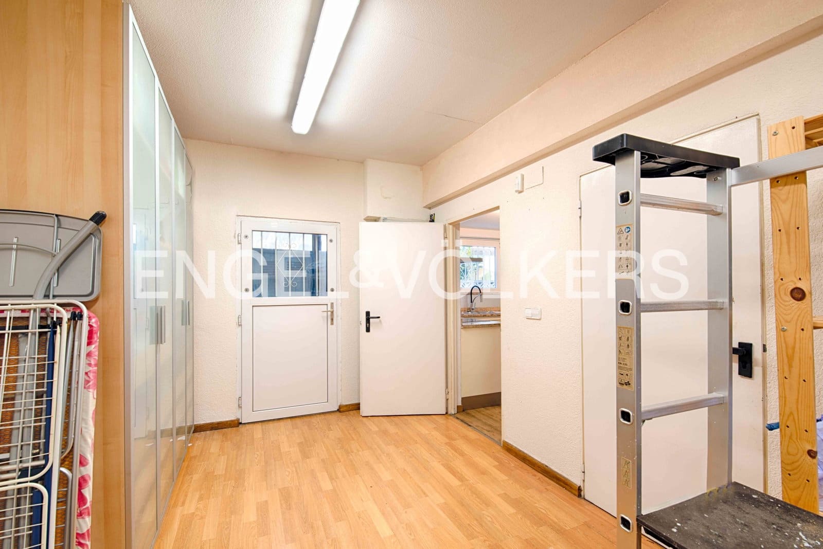 4 slaapkamer Villa te koop in Empuriabrava met zwembad garage - € 670.000 (Ref: 9005787)