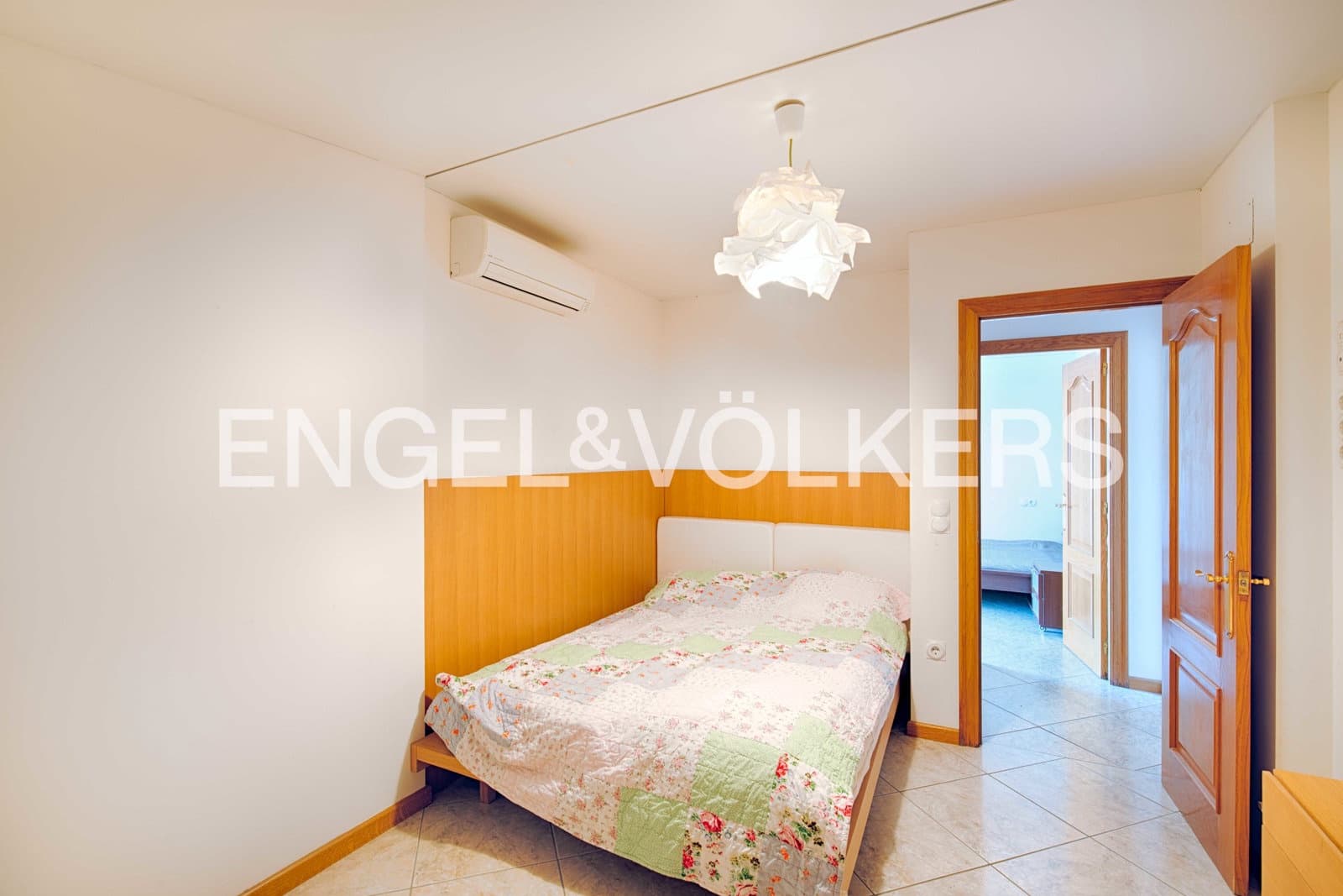 4 slaapkamer Villa te koop in Empuriabrava met zwembad garage - € 670.000 (Ref: 9005787)