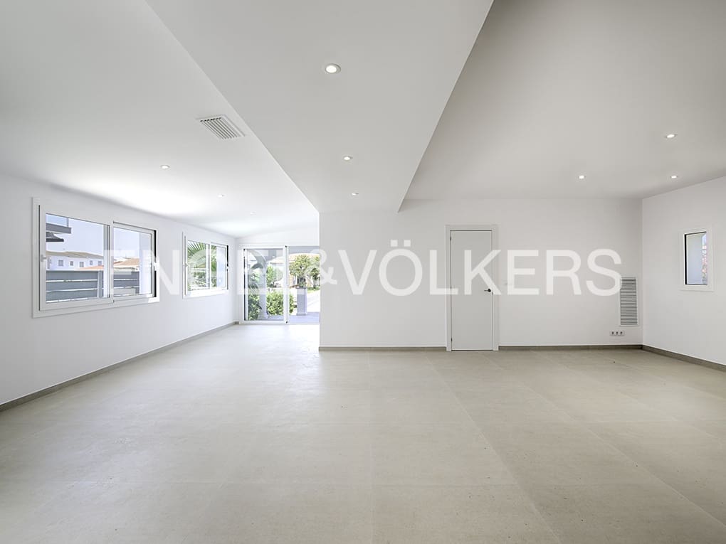 3 makuuhuone Huvila myytävänä paikassa Empuriabrava mukana uima-altaan 
autotalli - 1 039 000 € (Ref: 9005788)