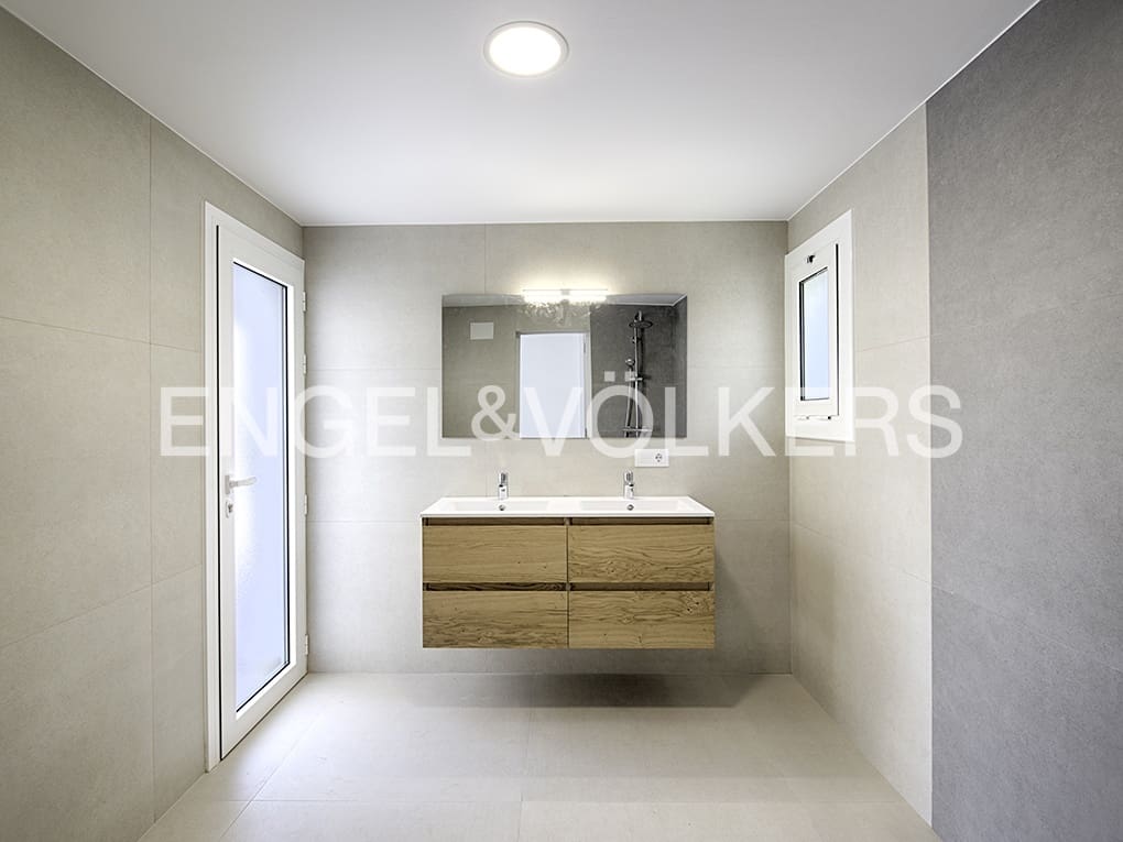 3 makuuhuone Huvila myytävänä paikassa Empuriabrava mukana uima-altaan 
autotalli - 1 039 000 € (Ref: 9005788)