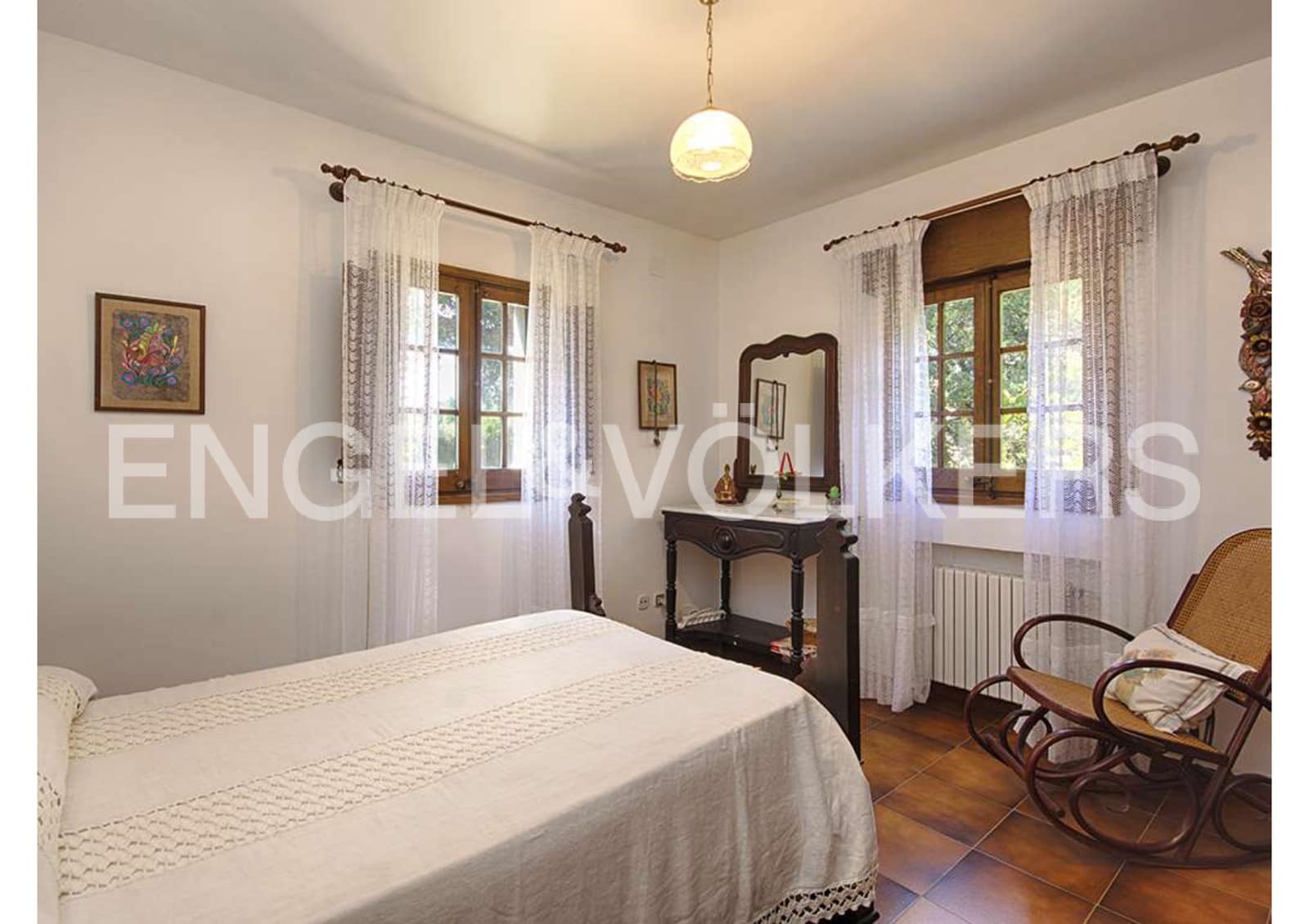 5 soveværelse Finca/Landehus til salg i Darnius med garage - € 895.000 (Ref: 9005790)