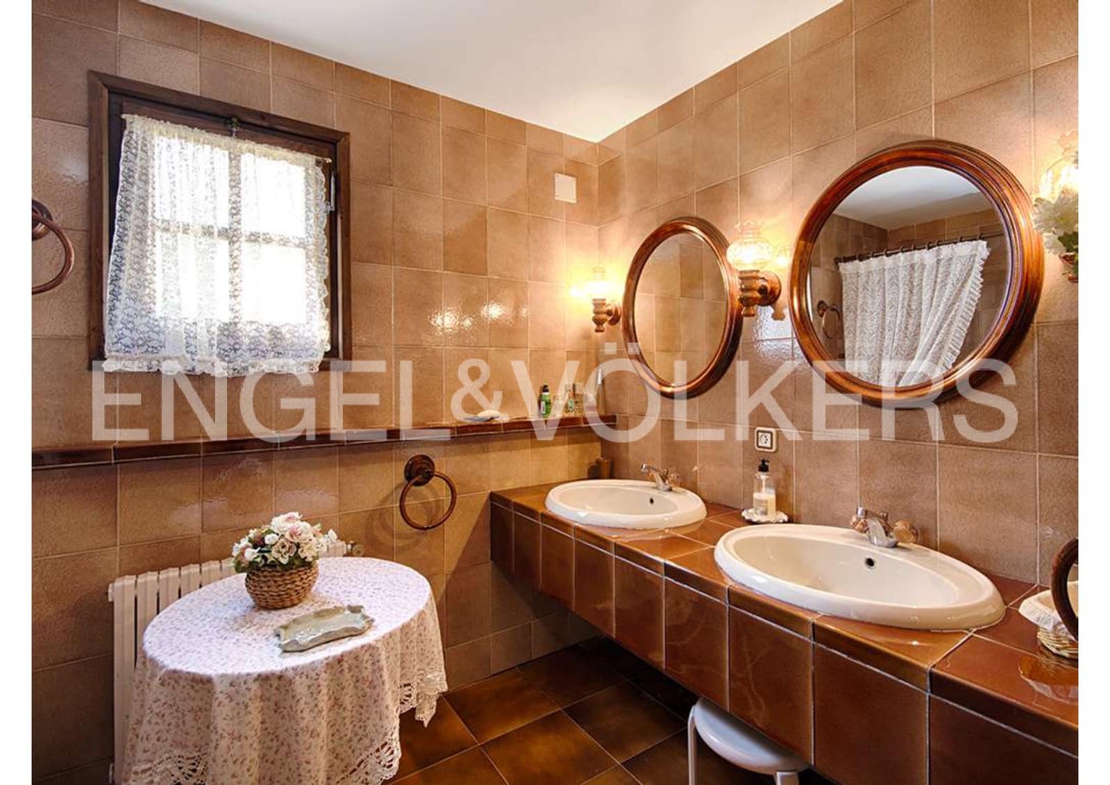 5 sovrum Finca/Hus på landet till salu i Darnius med garage - 895 000 € (Ref: 9005790)