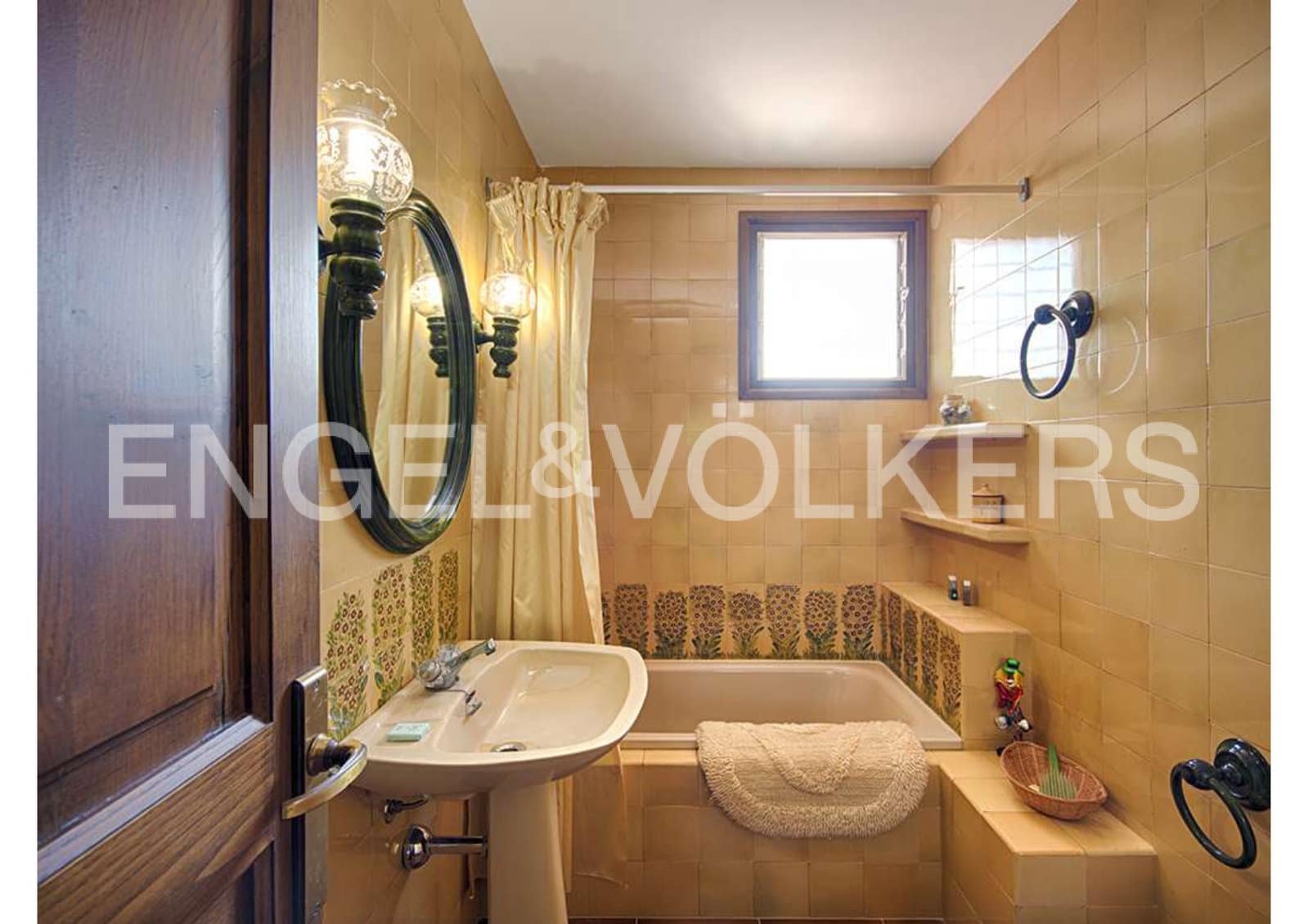 5 sovrum Finca/Hus på landet till salu i Darnius med garage - 895 000 € (Ref: 9005790)