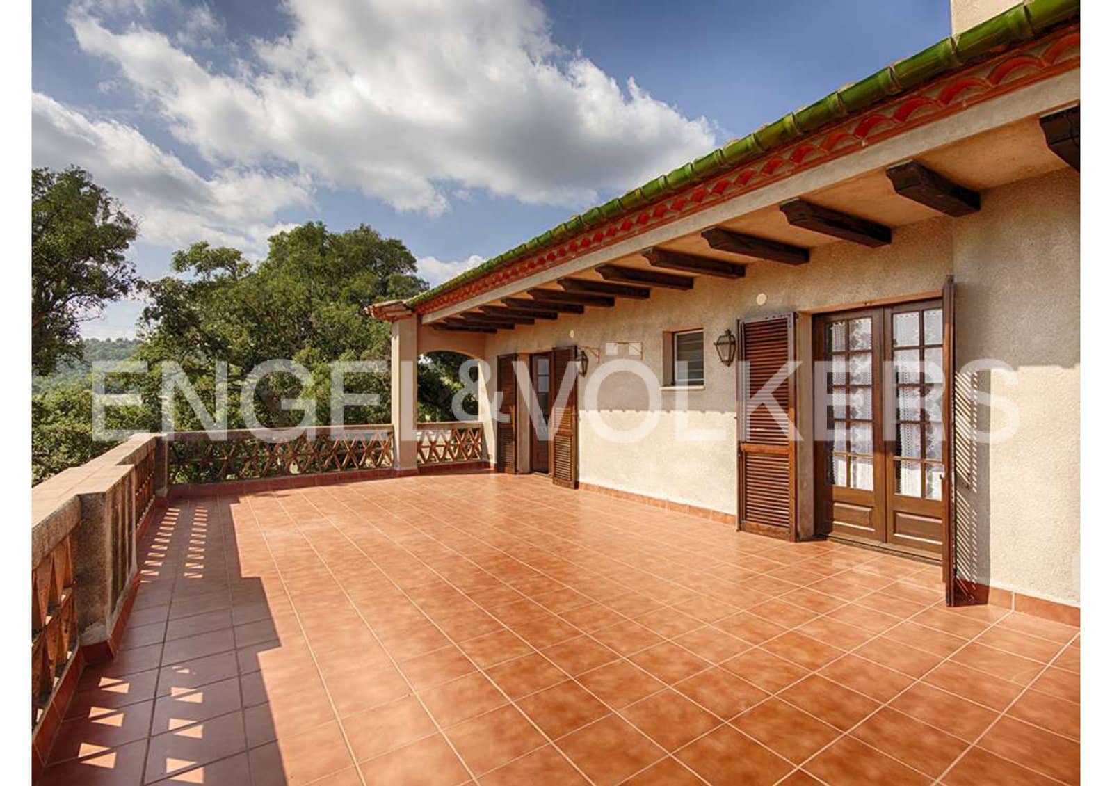 5 sovrum Finca/Hus på landet till salu i Darnius med garage - 895 000 € (Ref: 9005790)
