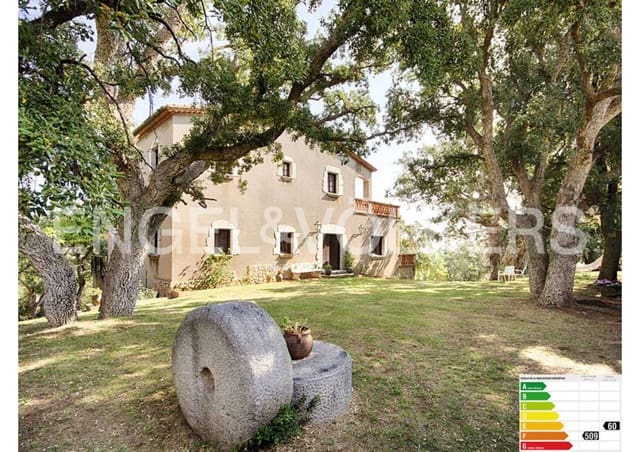 5 sovrum Finca/Hus på landet till salu i Darnius med garage - 895 000 € (Ref: 9005790)