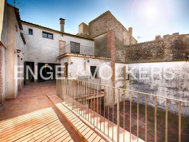 10 sovrum Hus till salu i Navata med garage - 650 000 € (Ref: 9005791)