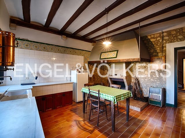 10 sovrum Hus till salu i Navata med garage - 650 000 € (Ref: 9005791)