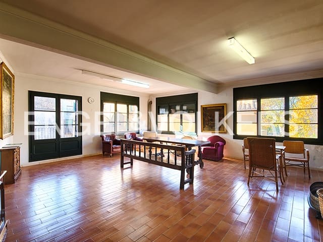 10 sovrum Hus till salu i Navata med garage - 650 000 € (Ref: 9005791)