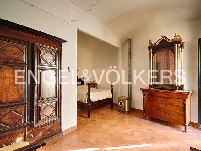 10 Zimmer Haus zu verkaufen in Navata mit Garage - 637.000 € (Ref: 9005791)
