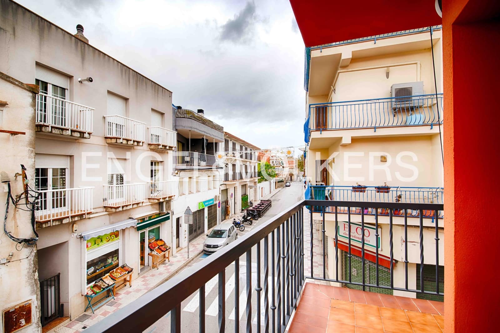 9 soveværelse Erhverv til salg i Llanca - € 750.000 (Ref: 9005796)