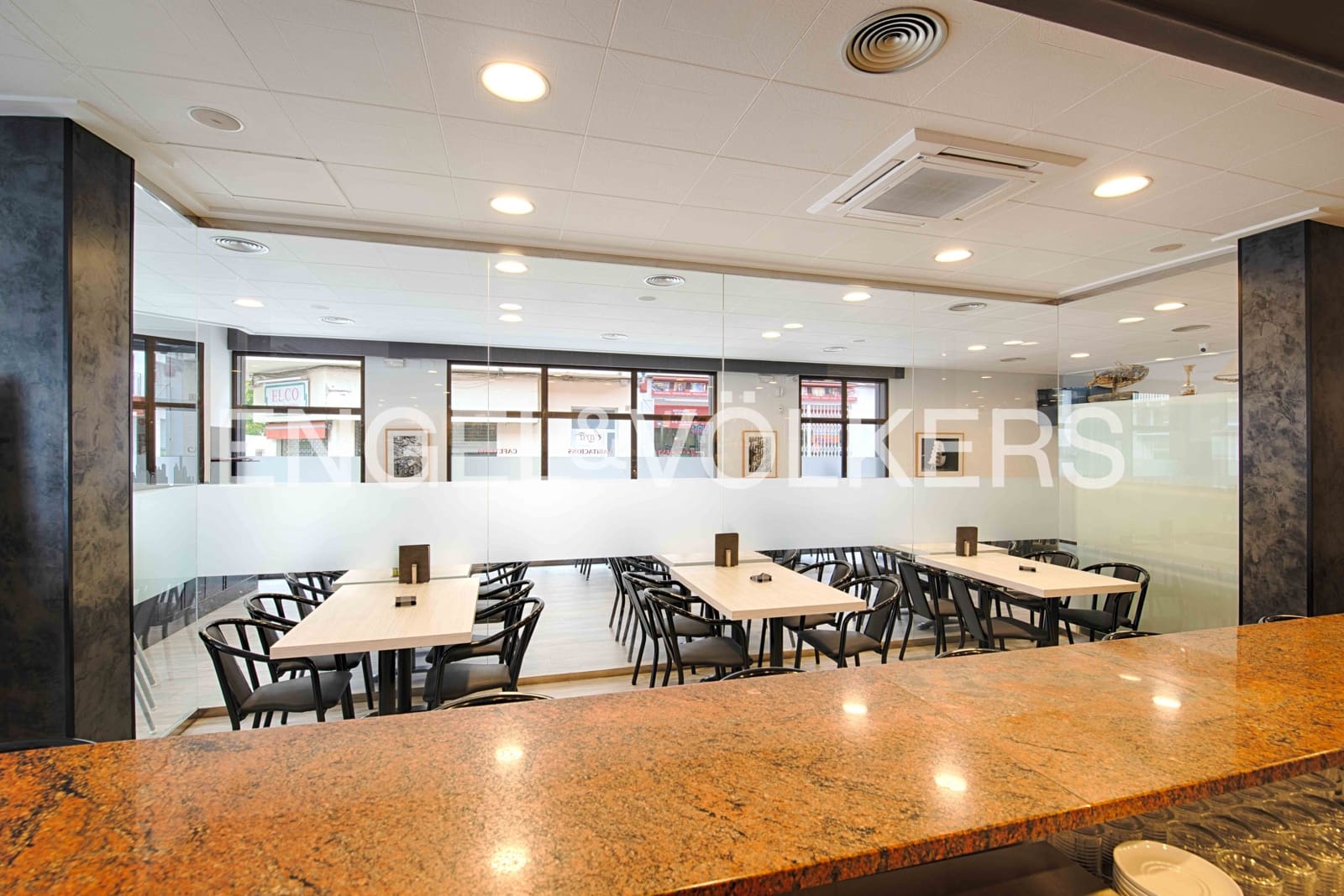 9 soveværelse Erhverv til salg i Llanca - € 750.000 (Ref: 9005796)