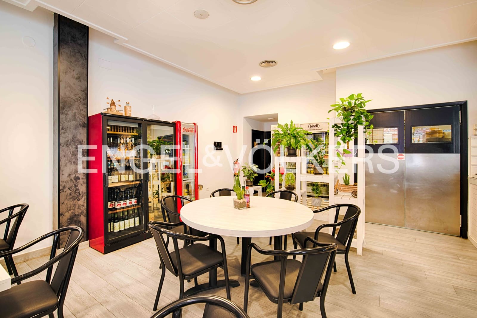 9 soveværelse Erhverv til salg i Llanca - € 750.000 (Ref: 9005796)