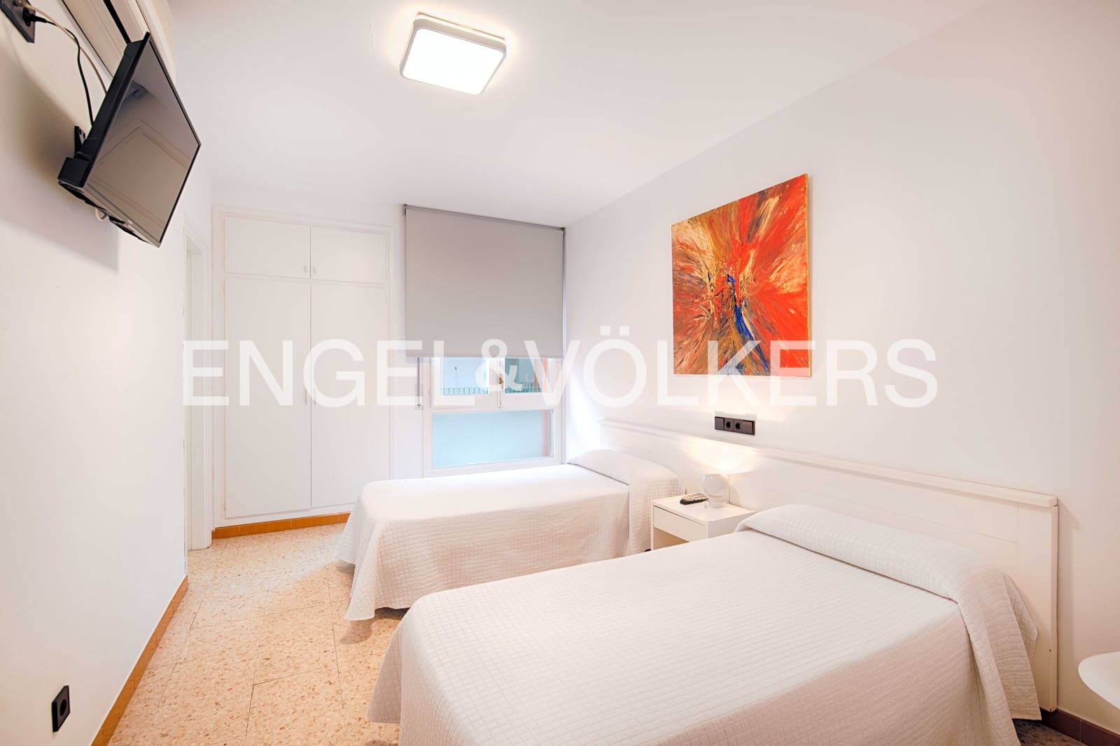 9 soveværelse Erhverv til salg i Llanca - € 750.000 (Ref: 9005796)