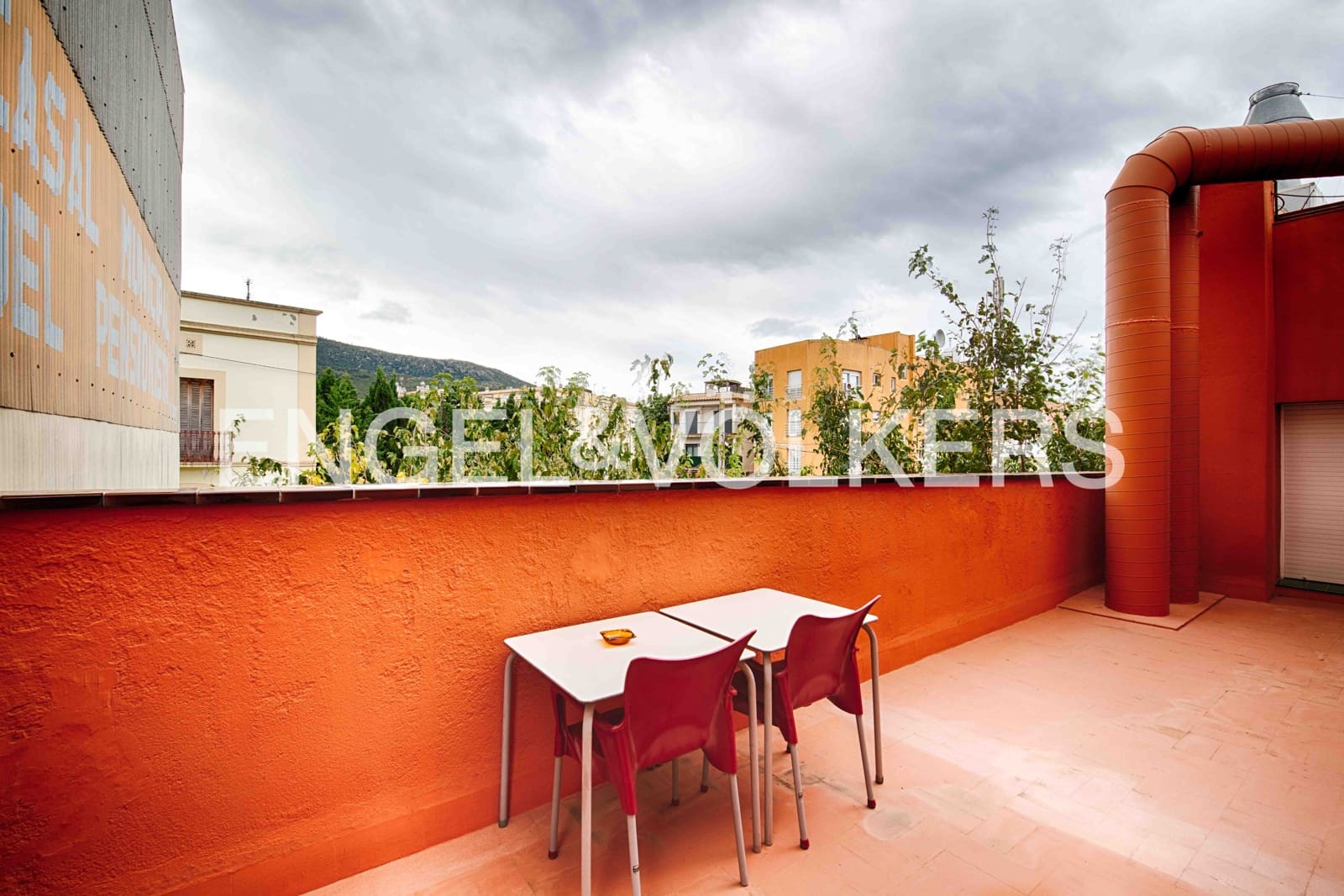 9 soveværelse Erhverv til salg i Llanca - € 750.000 (Ref: 9005796)