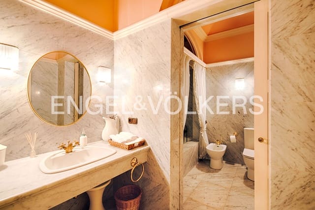 10 soverom Finca/Herregård til salgs i Borrassà med svømmebasseng garasje - € 3 000 000 (Ref: 9005798)