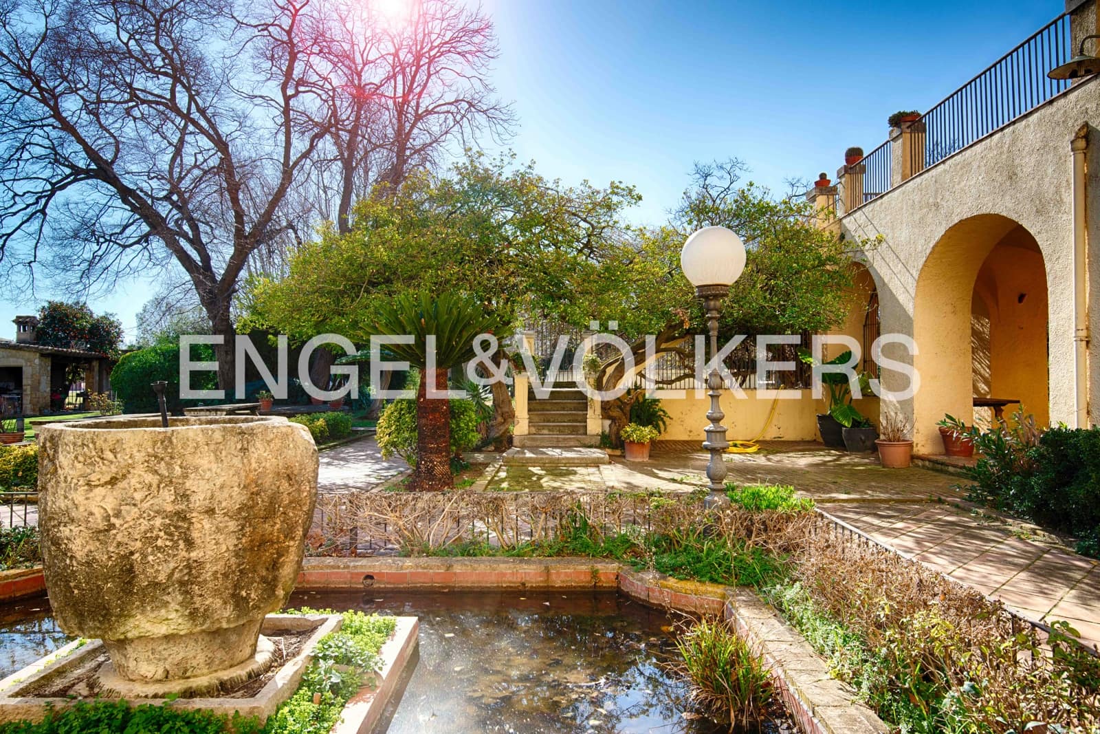 10 sypialnia Finka/Dom wiejski na sprzedaż w Borrassa z basenem garażem - 3 000 000 € (Ref: 9005798)