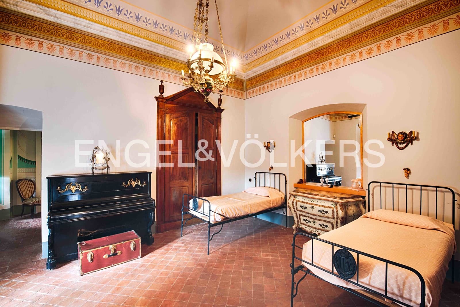 10 quarto Quinta/Casa Rural para venda em Borrassa com piscina garagem - 3 000 000 € (Ref: 9005798)