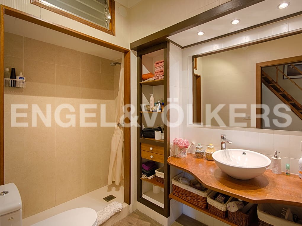 3 soveværelse Byhus til salg i Peralada med garage - € 370.000 (Ref: 9005800)