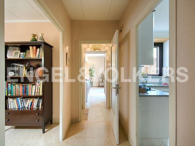 3 bedroom Townhouse for sale in Peralada with garage - € 370,000 (Ref: 9005800)