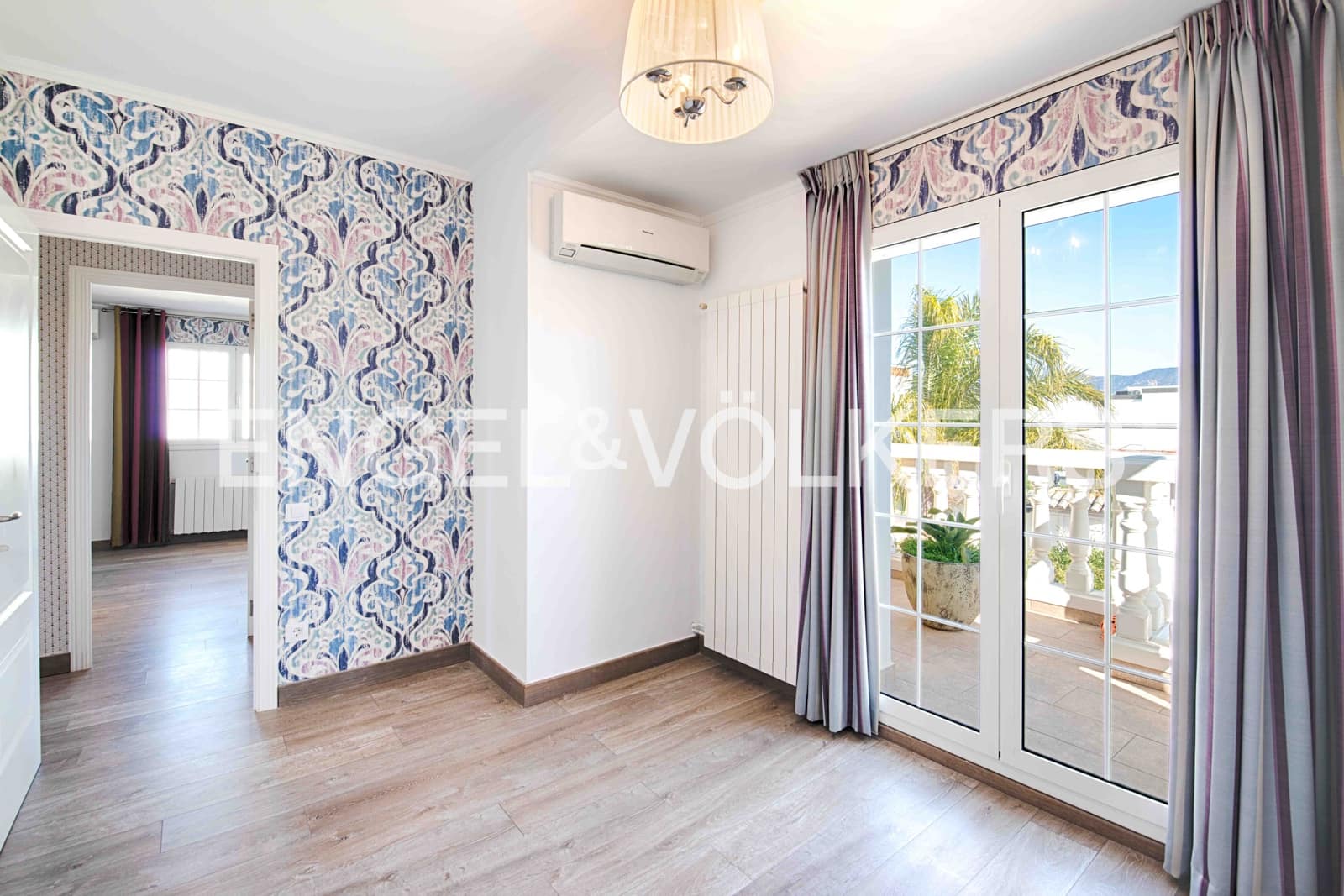 4 quarto Moradia para venda em Empuriabrava com piscina garagem - 1 125 000 € (Ref: 9005803)