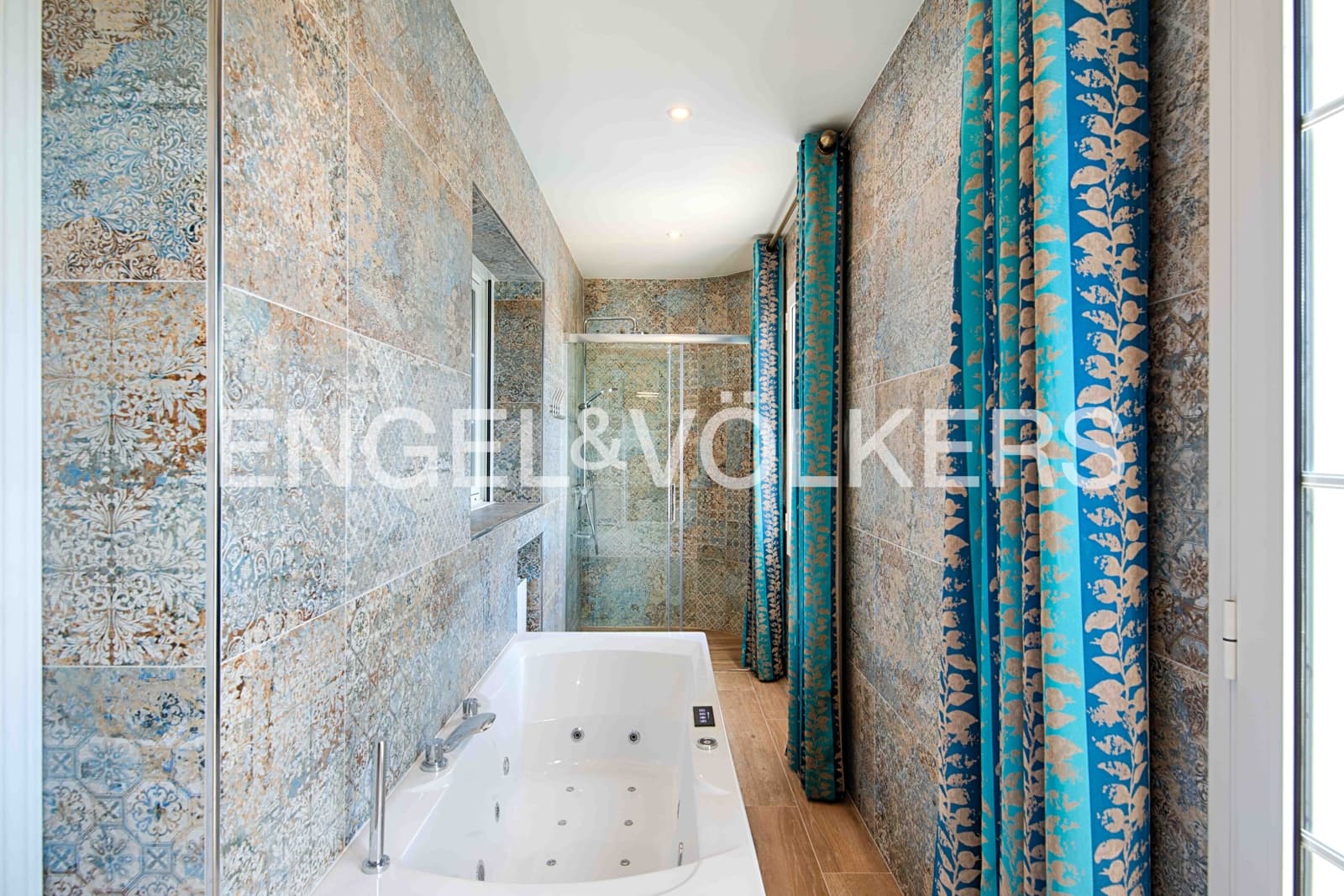 4 quarto Moradia para venda em Empuriabrava com piscina garagem - 1 125 000 € (Ref: 9005803)