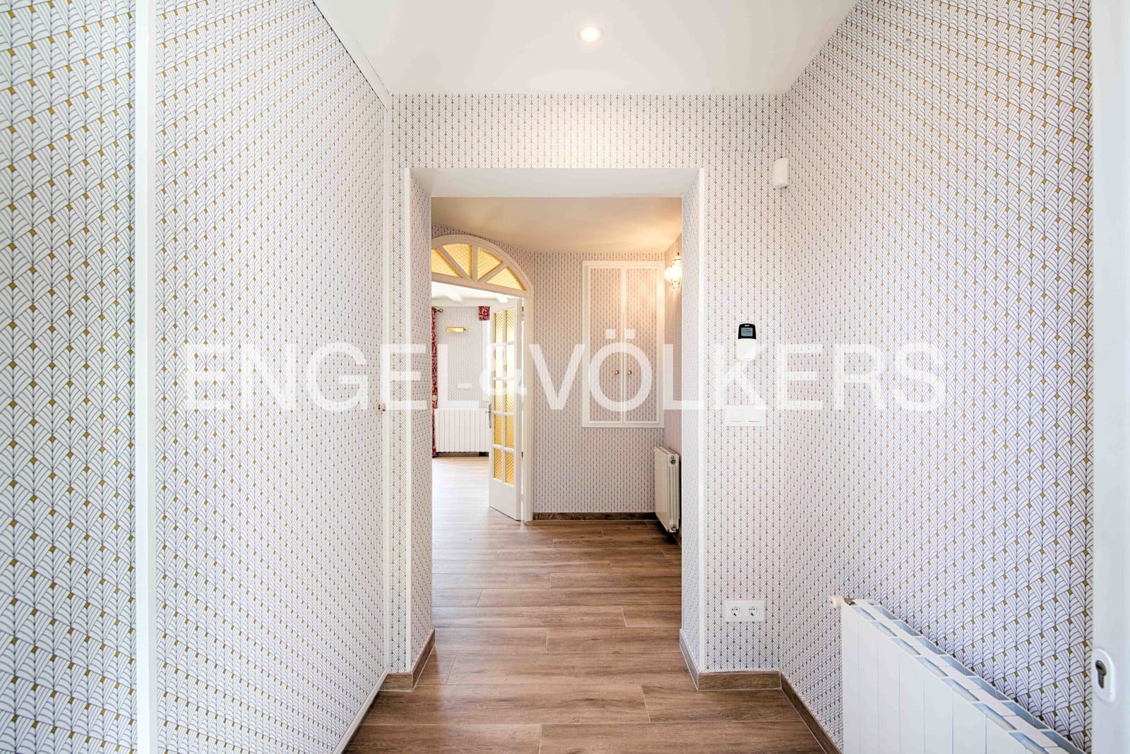 4 sovrum Villa till salu i Empuriabrava med pool garage - 995 000 € (Ref: 9005803)