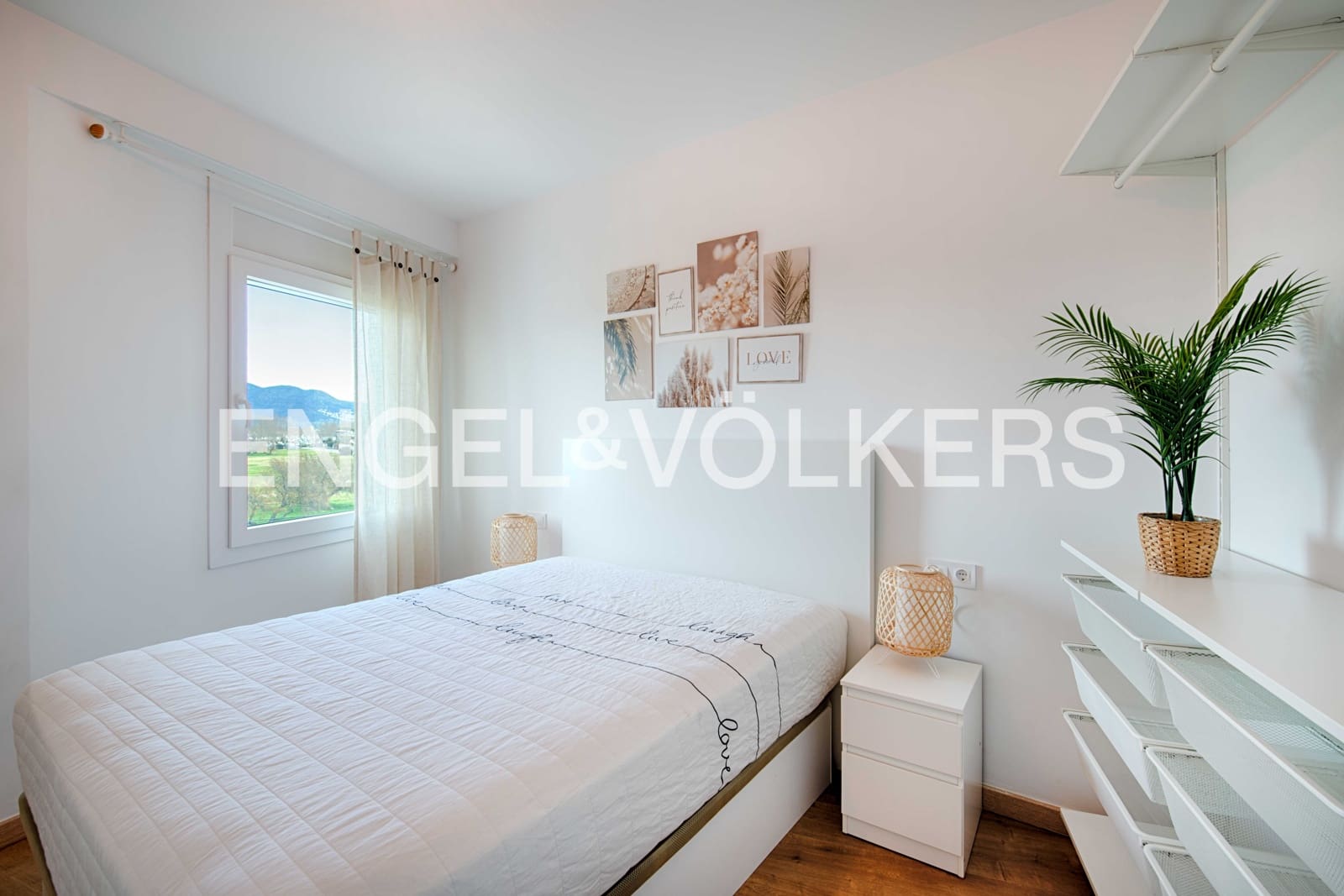 2 soverom Leilighet til salgs i Empuriabrava med svømmebasseng garasje - € 259 000 (Ref: 9005804)