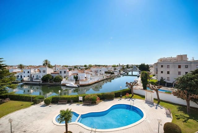 2 soverom Leilighet til salgs i Empuriabrava, Castelló d'Empúries med svømmebasseng garasje - € 259 000 (Ref: 9005804)
