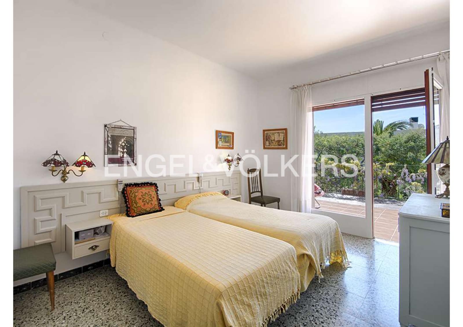 6 makuuhuone Huvila myytävänä paikassa Llanca mukana 
autotalli - 750 000 € (Ref: 9005805)