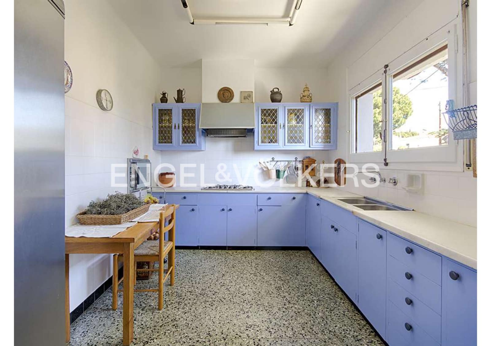 6 makuuhuone Huvila myytävänä paikassa Llanca mukana 
autotalli - 750 000 € (Ref: 9005805)