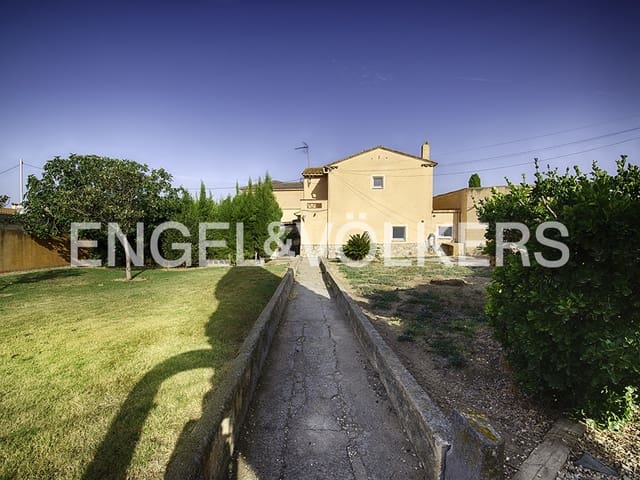 3 makuuhuone Huvila myytävänä paikassa Castelló d'Empúries mukana 
autotalli - 499 000 € (Ref: 9005806)