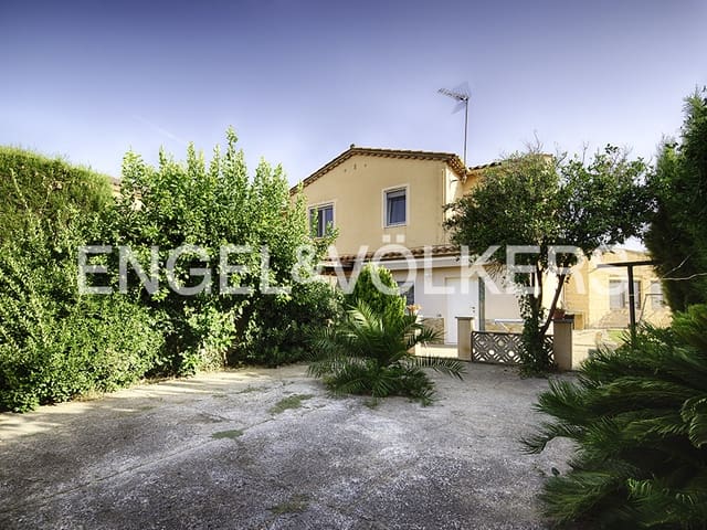 3 makuuhuone Huvila myytävänä paikassa Castelló d'Empúries mukana 
autotalli - 499 000 € (Ref: 9005806)