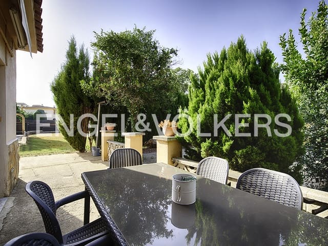 3 makuuhuone Huvila myytävänä paikassa Castelló d'Empúries mukana 
autotalli - 499 000 € (Ref: 9005806)