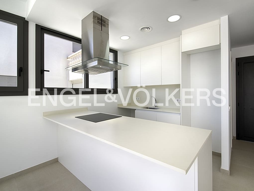 4 soverom Rekkehus til salgs i Empuriabrava med svømmebasseng garasje - € 649 000 (Ref: 9005809)